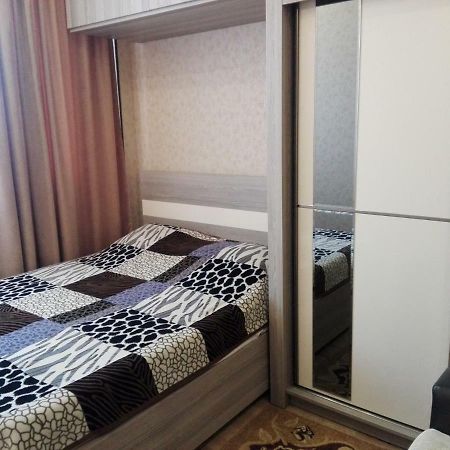 Apartamento Var-Ketili Tiflis Exterior foto