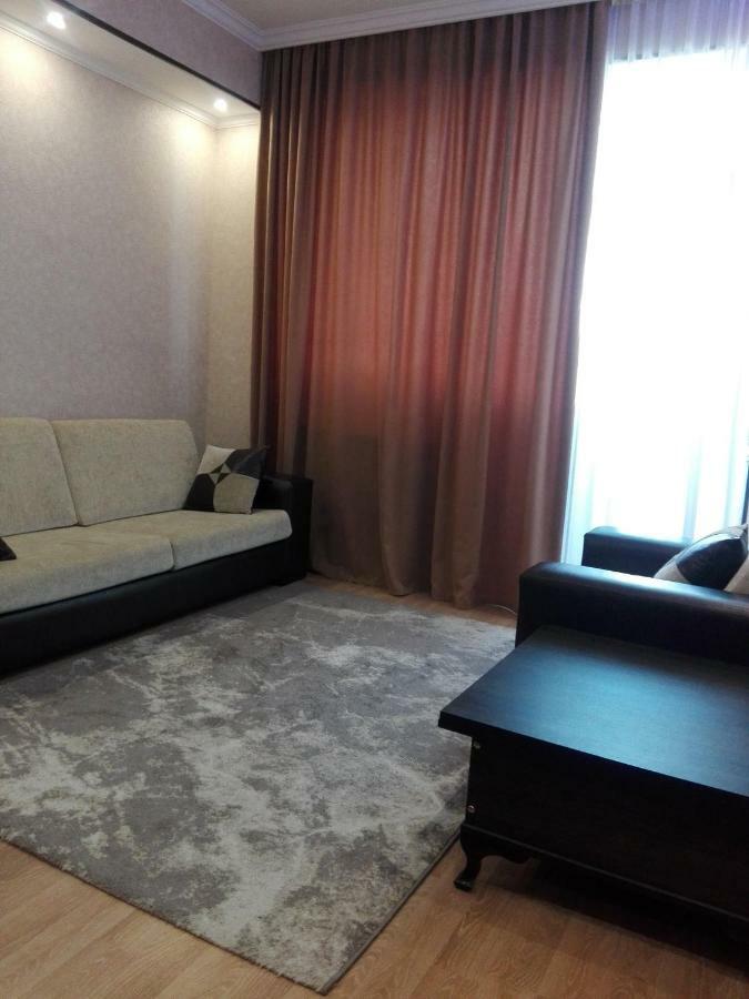 Apartamento Var-Ketili Tiflis Exterior foto